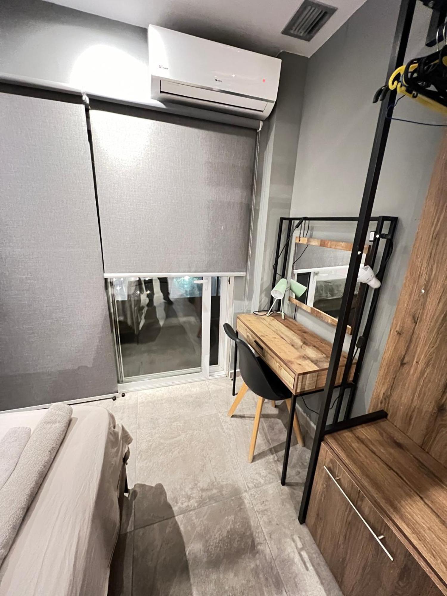 Modern Apartment In The Heart Of The City Alexandroupoli Exterior photo